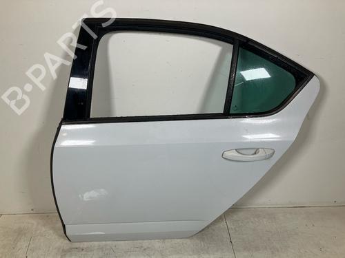 Used Left rear door SKODA OCTAVIA III (5E3, NL3, NR3) 1.4 TSI (150 hp) 30401512