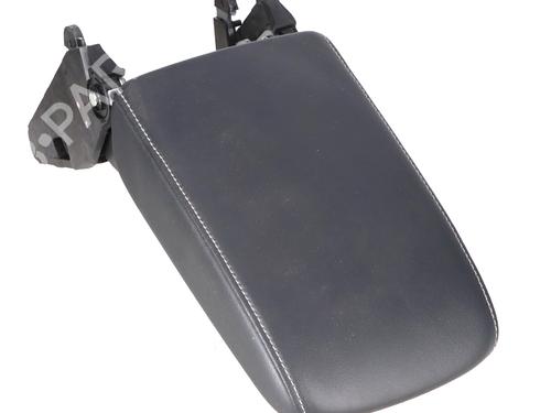 armrest-center-console-vw-tiguan-ct1-2023-39928269 main image