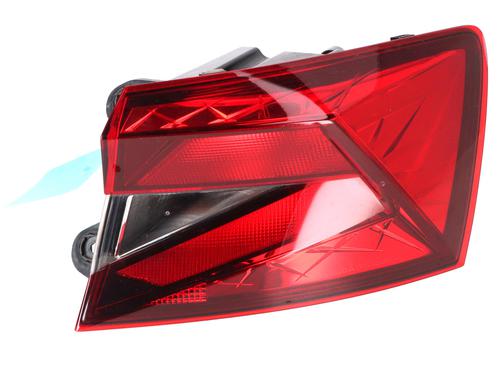Used Right taillight Right taillight SKODA FABIA IV (PJ3) 1.0 TSI (110 hp) 39949560 39949560