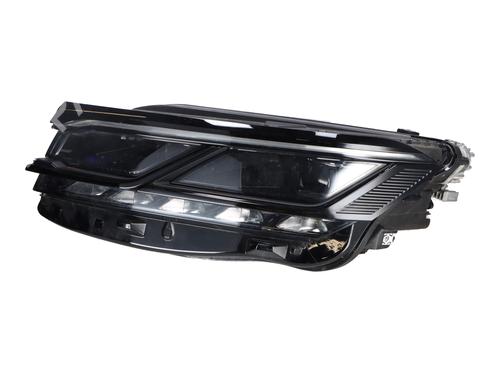 Left headlight VW TOUAREG (CR7, RC8) 3.0 TDI 4motion | BP31016767C28