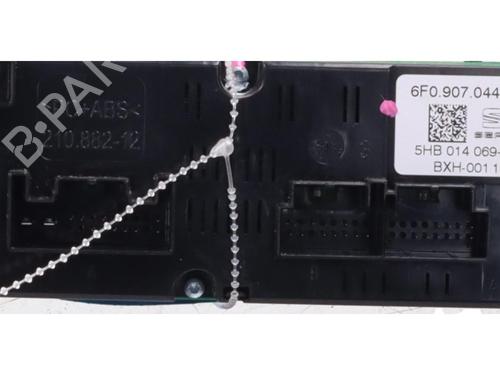 Climate control SEAT ARONA (KJ7, KJP) 1.0 TSI | BP37643317I5 - Image 2