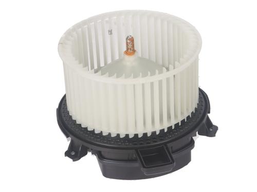 Used Heater blower motor BMW X5 (G05, F95) xDrive 30 d Mild-Hybrid (286 hp) 26400248