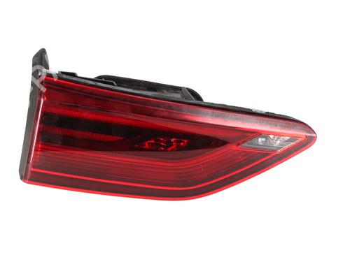 Fanale portellone sinistro VW GOLF VIII (CD1, DA1) 1.5 eTSI (150 hp) 32237391