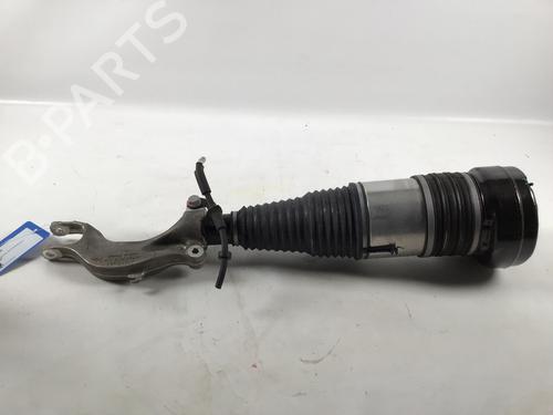 Used Left front shock absorber Left front shock absorber VW TOUAREG (CR7, RC8) 3.0 TSI 4motion (340 hp) 30748815 30748815