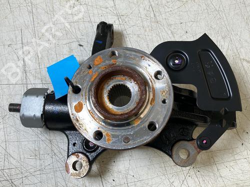 Used Right front steering knuckle Right front steering knuckle PEUGEOT EXPERT Van (V_) E-EXPERT HYDROGEN (136 hp) 39928008 39928008