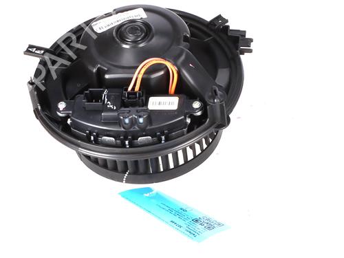 Heater blower motor VW T-ROC (A11, D11) 2.0 TSI 4motion | BP37666902M62 - Image 2