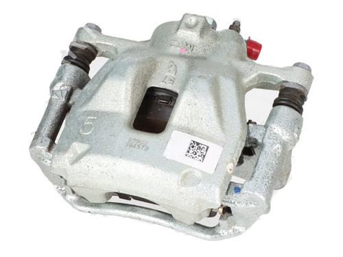 Used Left front brake caliper Left front brake caliper TOYOTA YARIS CROSS (MXP_) 1.5 Hybrid (MXPJ10) (92 hp) 39925302 39925302