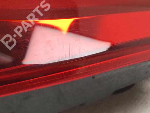 right-taillight-bmw-6-gran-turismo-g32-640-i-xdrive-bmw-7376486-2017-11180728 main image