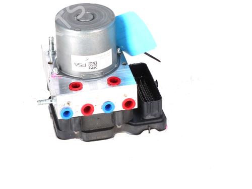 Used ABS pump ABS pump PEUGEOT 3008 III (KA_, KB_, KC_) e-210 (KCZKZX) (213 hp) 39928246 39928246