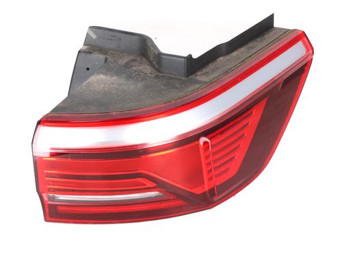 Used Right taillight Right taillight VW MULTIVAN T7 (STM, STN) 2.0 TDI (150 hp) 33328268 33328268