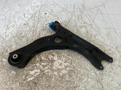 Used Right front suspension arm Right front suspension arm 38048709 38048709
