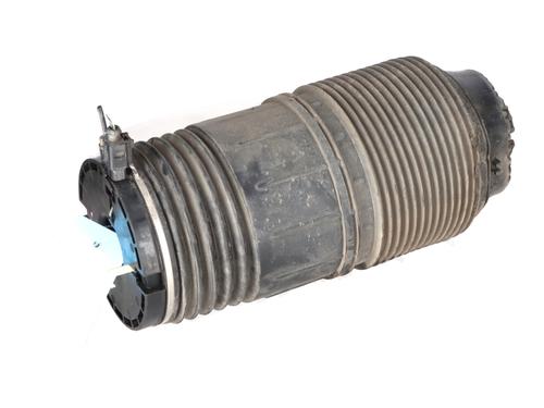 Used Rear left wheel arch trim Rear left wheel arch trim PORSCHE PANAMERA (971) 2.9 4 E-Hybrid (97ABE1, 97BBE1) (330 hp) 34197391 34197391