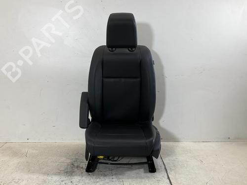left-front-seat-opel-vivaro-c-van-k0-2019-39927721 main image