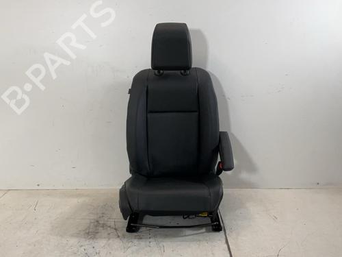 right-front-seat-peugeot-expert-van-v_-2016-39926298 main image