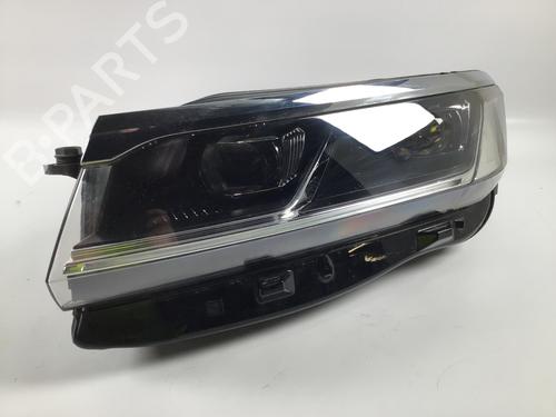 Used Left headlight Left headlight VW TOUAREG (CR7, RC8) 3.0 TDI 4motion (286 hp) 33608362 33608362
