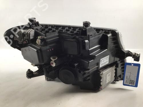 Left headlight VW CRAFTER Platform/Chassis (SZ_) 2.0 TDI FWD (SZB, SZC, SZH, SZI, SZJ, SZK, SZO, SZP, SZS... | BP33608388C28 - Image 4