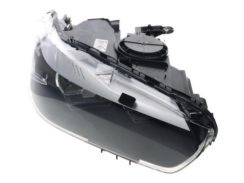 Right headlight BMW X2 (F39) sDrive 18 d | BP15653918C29 