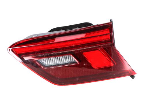 Used Right tailgate light VW TIGUAN (AD1, AX1) 1.4 TSI (150 hp) 32084362