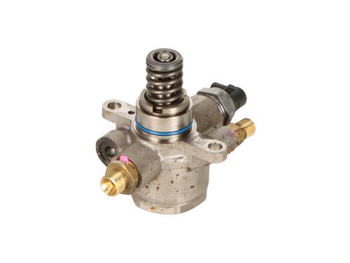 Used Injection pump VW TOUAREG (CR7, RC8) 3.0 R 4motion (462 hp) 31043644