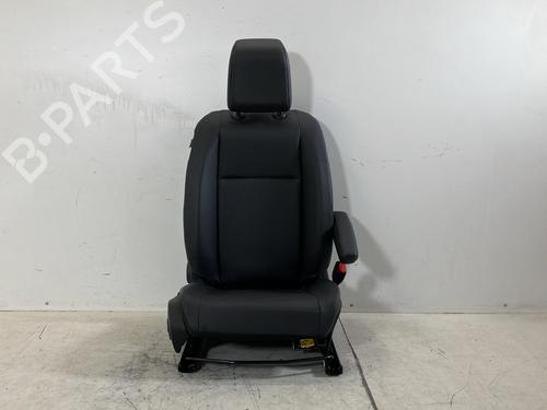 right-front-seat-peugeot-expert-van-v_-2016-39927515 main image