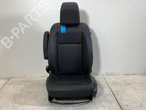 left-front-seat-peugeot-expert-van-v_-2016-39923615 main image