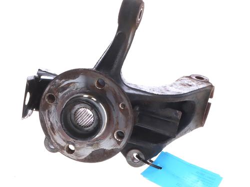 Used Right front steering knuckle Right front steering knuckle TOYOTA AYGO (_B4_) 1.0 (KGB40) (69 hp) 40081526 40081526