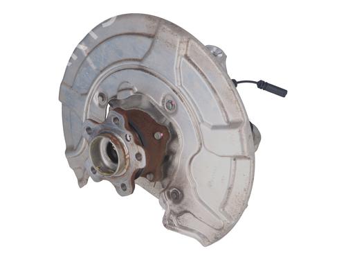 Used Left rear steering knuckle BMW X5 (G05, F95) xDrive 45 e Plug-in-Hybrid (394 hp) 17739524