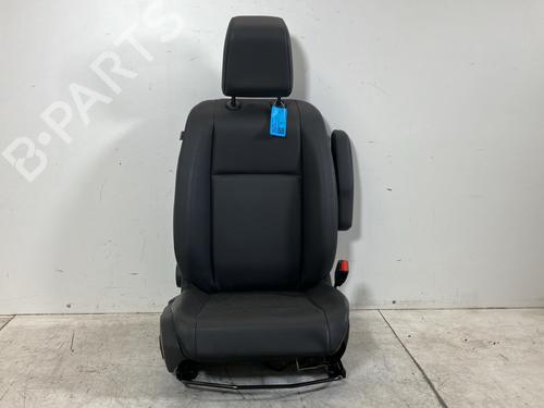 right-front-seat-peugeot-expert-van-v_-2016-39923616 main image