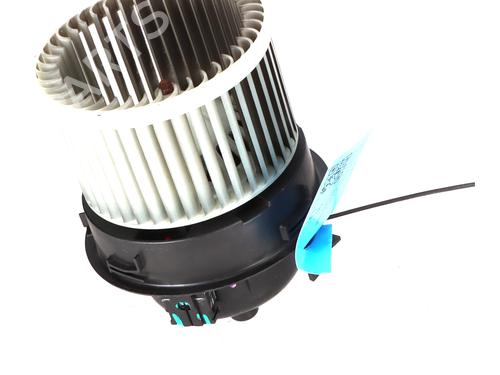 Motor calefaccion Motor calefaccion OPEL CORSA F (P2JO) 1.2 (68) (75 hp) 37488831 37488831