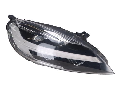 Used Right headlight Right headlight VOLVO V40 Cross Country (526) T3 (152 hp) 39918558 39918558