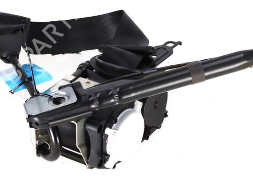 front-right-seatbelt-vw-golf-viii-cd1-da1-2019-39921616 main image