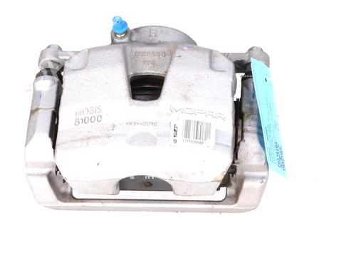 Høyre bremsekaliper foran Høyre bremsekaliper foran PEUGEOT EXPERT Van (V_) E-EXPERT HYDROGEN (136 hp) 39923653 39923653