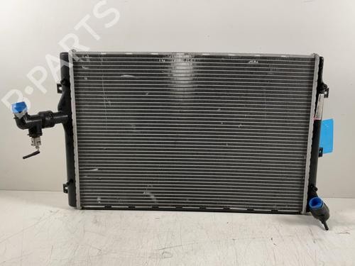 Used Water radiator Water radiator 37667027 37667027