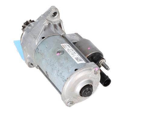 starter-vw-multivan-t7-stm-stn-2021-33985244 main image