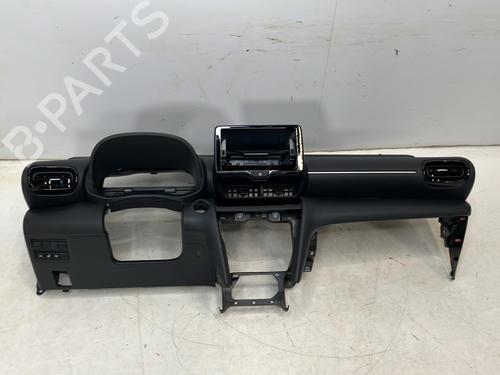 Used Dashboard Dashboard TOYOTA YARIS CROSS (MXP_) 1.5 Hybrid (MXPJ10) (92 hp) 39923250 39923250