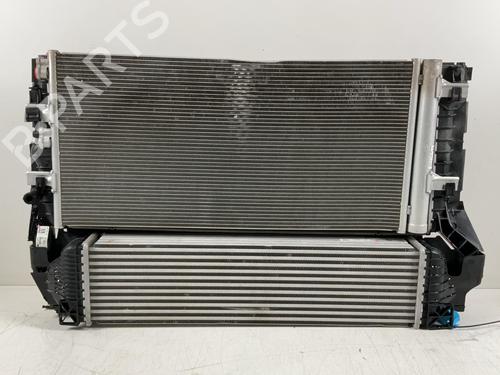 Used Radiator set Radiator set 37696381 37696381
