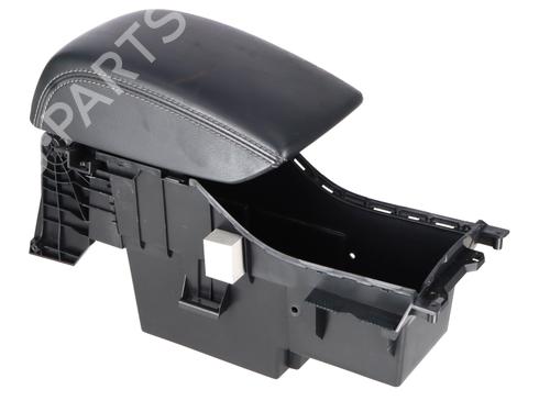 armrest-center-console-mazda-cx-3-dk-2015-40599228 main image