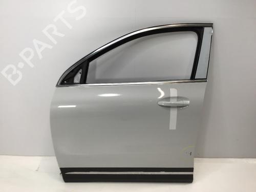 Used Left front door MERCEDES-BENZ GLA (H247) GLA 200 (247.787) (163 hp) 26721794