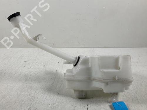 Used Windscreen washer tank Windscreen washer tank 39181347 39181347