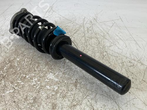 Left front shock absorber VOLVO XC60 II (246) T6 AWD | BP38005706M16 - Image 2