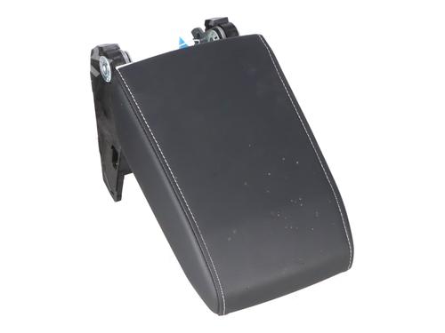 Used Armrest / Center console Armrest / Center console VW GOLF VIII (CD1, DA1) 1.5 TSI (131 hp) 34165388 34165388