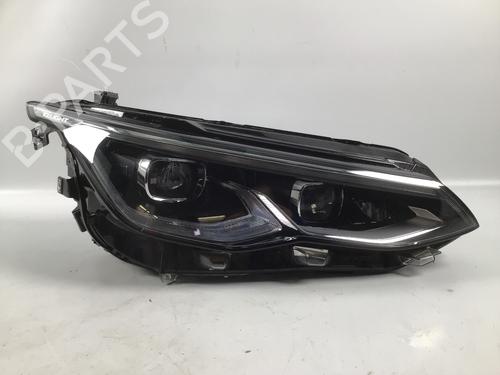 Used Right headlight Right headlight VW GOLF VIII (CD1, DA1) 1.0 TSI (90 hp) 33305464 33305464