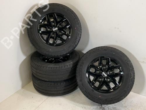 Used Rim Rim 38067618 38067618