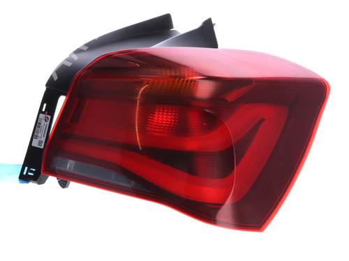 Used Right taillight Right taillight BMW 1 (F20) 118 i (136 hp) 40219127 40219127