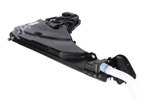 Used Windscreen washer tank BMW X5 (G05, F95) xDrive 30 d Mild-Hybrid (286 hp) 30321001