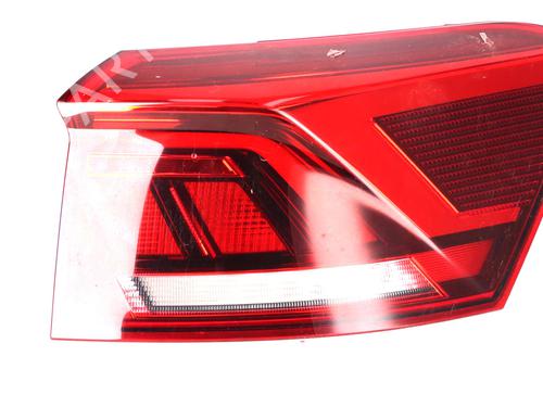 Right taillight VW T-ROC (A11, D11) 2.0 TSI 4motion | BP37666915C35 - Image 3