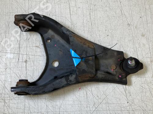 Bras de suspension avant droit Bras de suspension avant droit 39157075 39157075