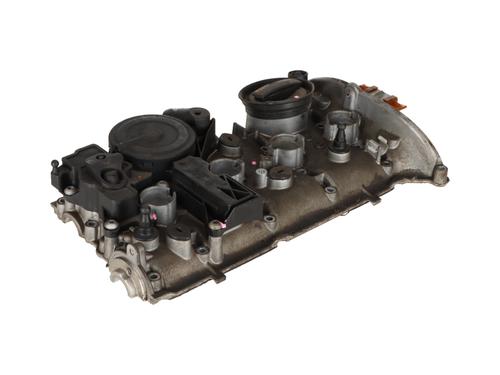 Used Valve cover VW TIGUAN (AD1, AX1) 2.0 TSI 4motion (220 hp) 30548241