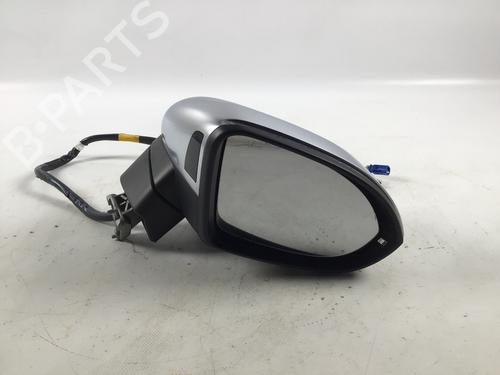 Used Right mirror Right mirror 39245704 39245704
