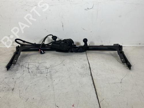 tow-ballmechanism-vw-golf-alltrack-viii-cg5-2020-33205433 main image